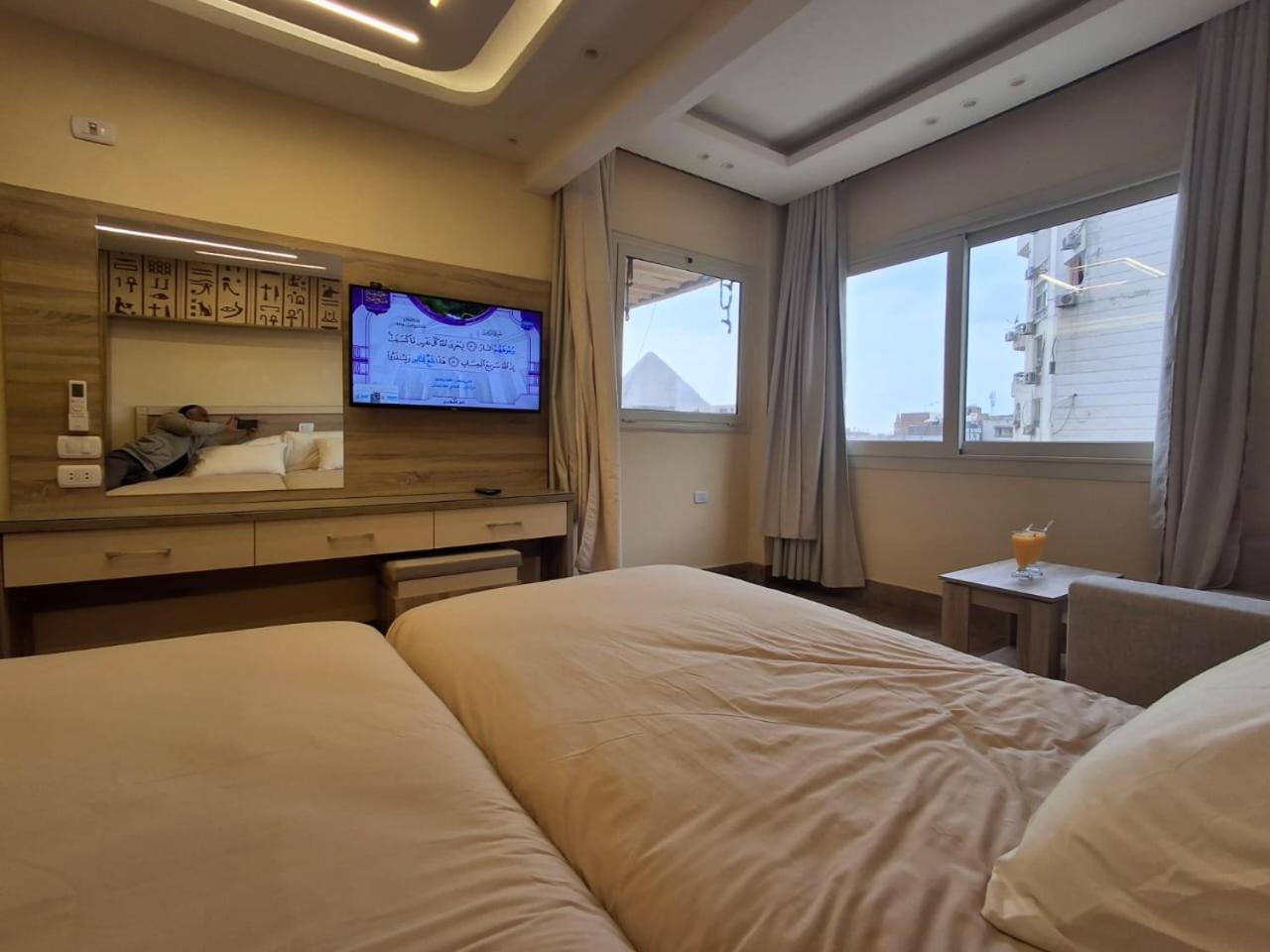 Hassan Pyramids Hotel Kafret el-Gabal Eksteriør billede